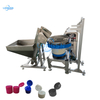 Machine de fermeture automatique d'assemblage de capuchons rabattables en plastique